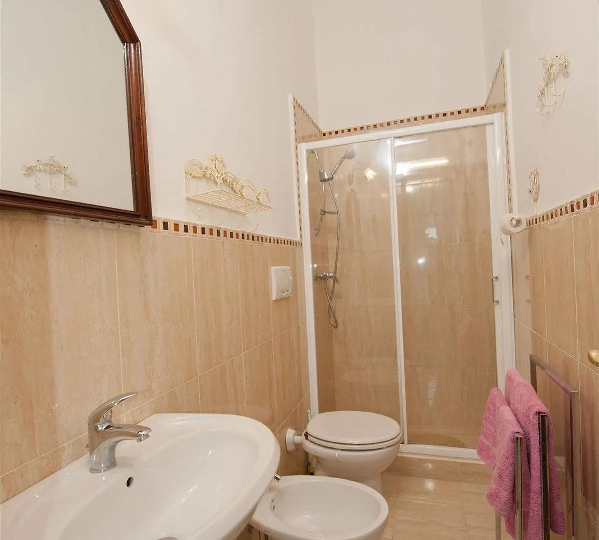 לצ'ה Antica Villa La Viola, Suite With Private Pool לינה וארוחת בוקר